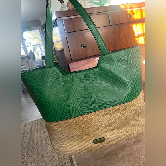 Gwen Straw Tote Bag In Green With Natural Straw.. - Picture 1 of 3